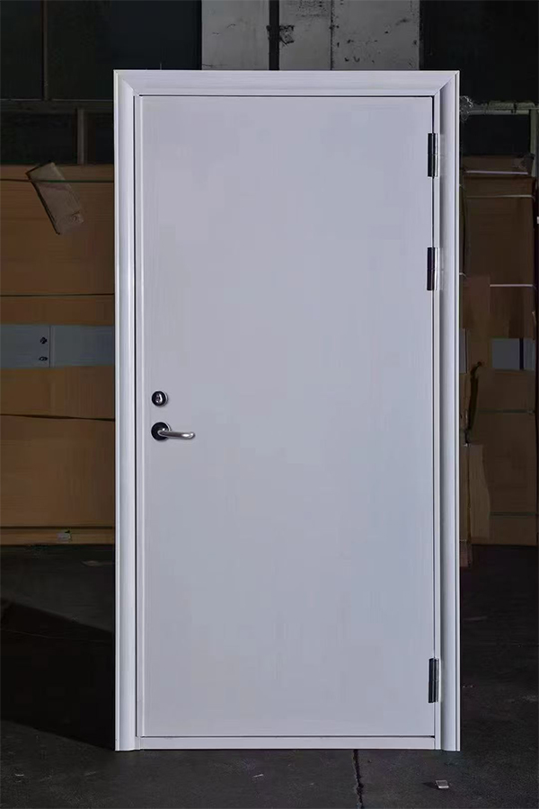 社区活动中心加装疏附防火门保障居民安全